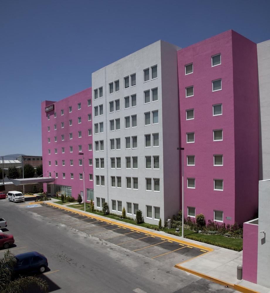 City Express By Marriott Suites Toluca Exterior photo